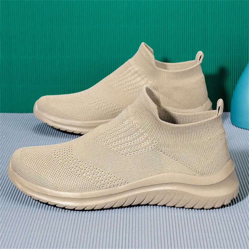 Beige Zachte Nieuwe Nieuwighei - Street Fashion Uk recensie en prijs
