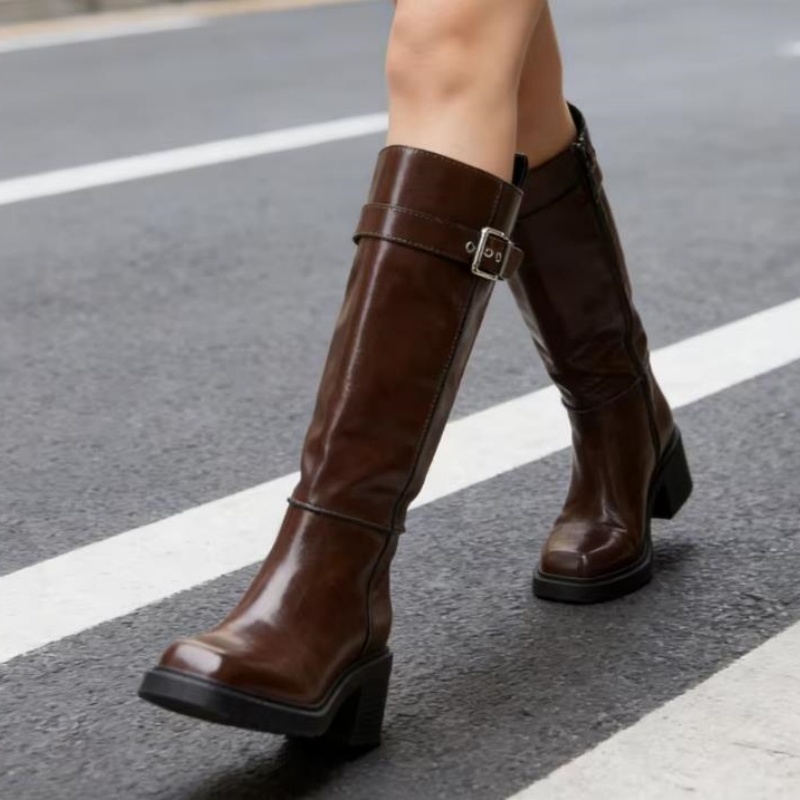 Bruine knielaarzen in Britse s - Street Fashion Vintage recensie en prijs